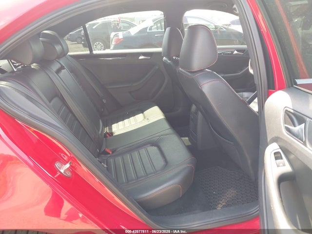 3VW5T7AJ2GM384025 Volkswagen Jetta