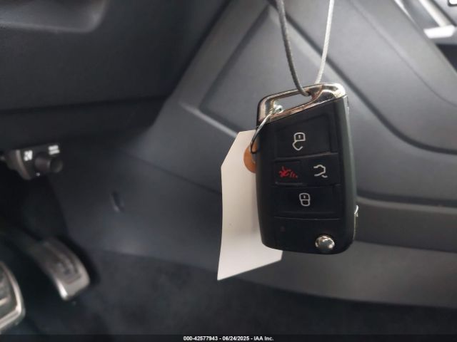 2021 VOLKSWAGEN TIGUAN 3VV3B7AX4MM119671 Photo 10