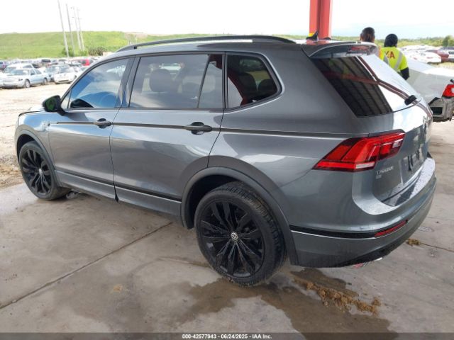 2021 VOLKSWAGEN TIGUAN 3VV3B7AX4MM119671 Photo 2