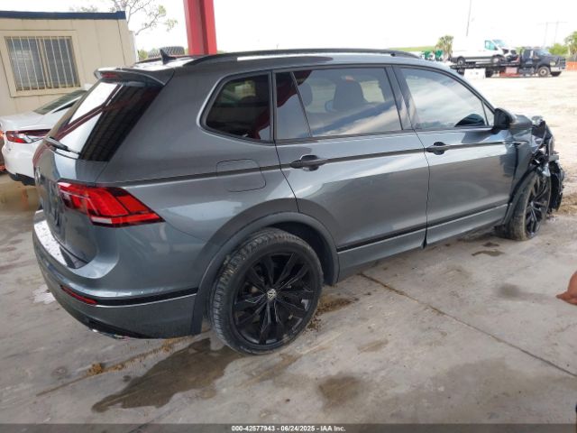 2021 VOLKSWAGEN TIGUAN 3VV3B7AX4MM119671 Photo 3