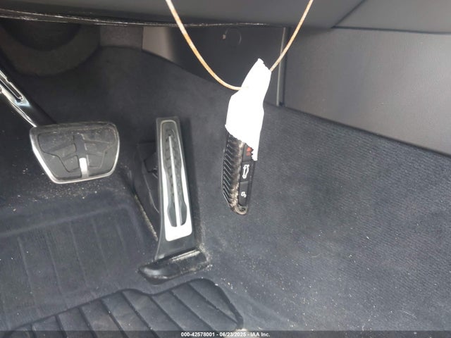 WBY13HG07SCT62813 BMW i5