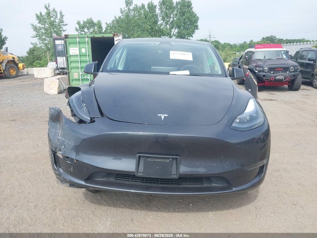 7SAYGDEE1SA369027 Tesla Model Y