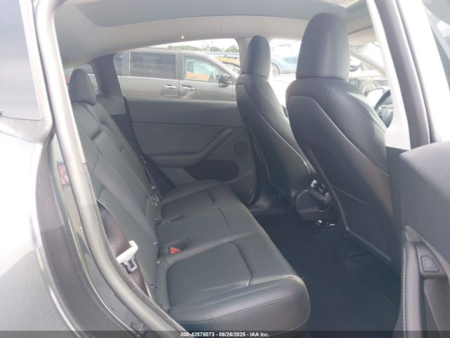2025 TESLA MODEL Y 7SAYGDEE1SA369027 Photo 7