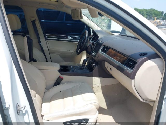 2013 VOLKSWAGEN TOUAREG WVGEP9BP6DD004595 Photo 4
