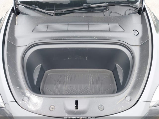 2025 TESLA MODEL Y 7SAYGAEE8SF241546 Photo 9