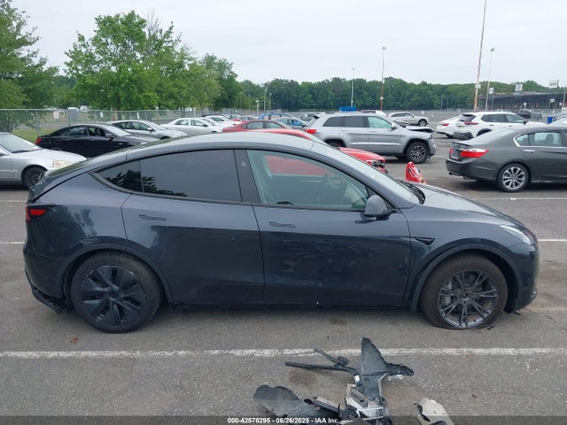7SAYGAEE8SF241546 Tesla 2025