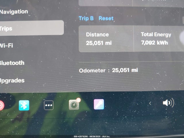 2025 TESLA MODEL Y 7SAYGAEE8SF241546 Photo 6