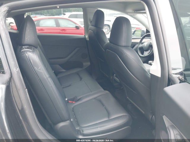 2025 TESLA MODEL Y 7SAYGAEE8SF241546 Photo 7