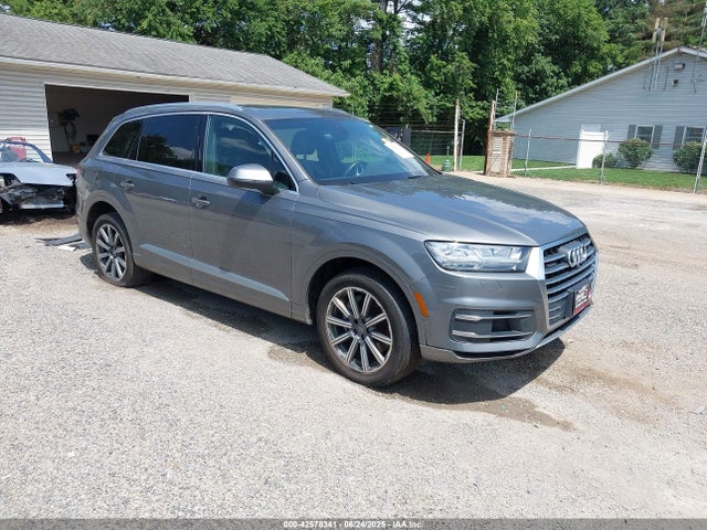 2017 AUDI Q7 WA1VAAF70HD009518 Photo 0