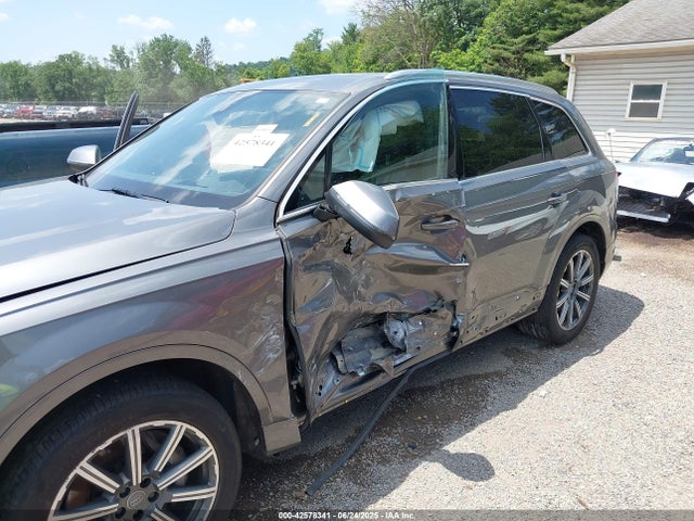 2017 AUDI Q7 WA1VAAF70HD009518 Photo 5