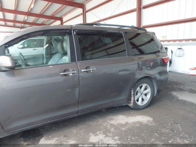 2015 TOYOTA SIENNA 5TDYK3DC1FS551028 Photo 5