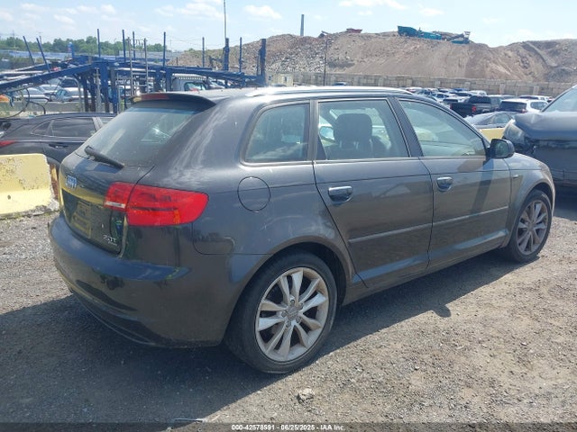 2011 AUDI A3 WAUDFAFM3BA096829 Photo 3