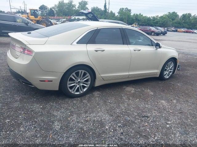 Lincoln MKZ 2014 3LN6L2LU8ER813195 Image 4
