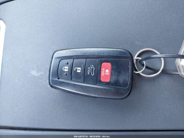 2021 TOYOTA HIGHLANDER 5TDLZRBH2MS113445 Photo 10