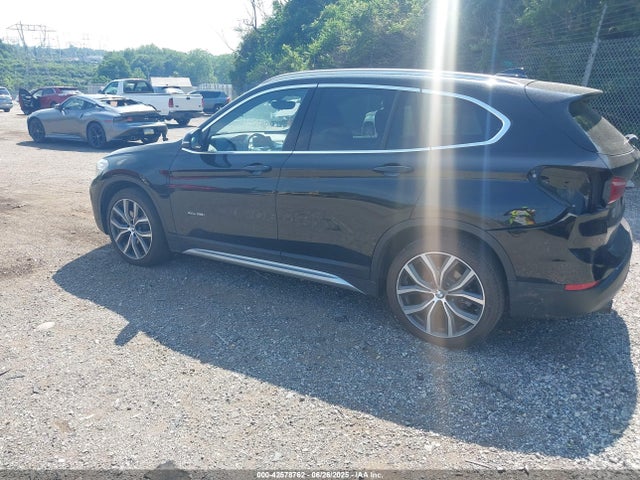 WBXHT3C3XH5F82629 BMW 2017
