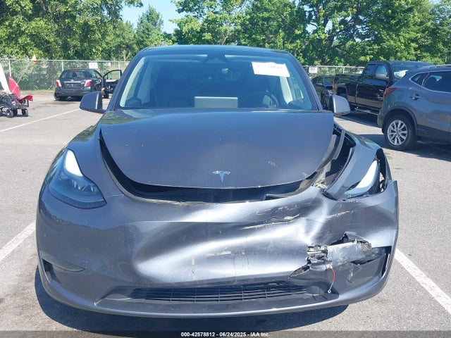 7SAYGDEEXPA208408 Tesla Model Y