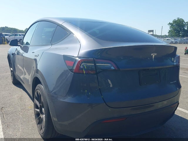 2023 TESLA MODEL Y 7SAYGDEEXPA208408 Photo 2