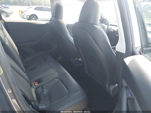 2023 TESLA MODEL Y 7SAYGDEEXPA208408 Photo 7