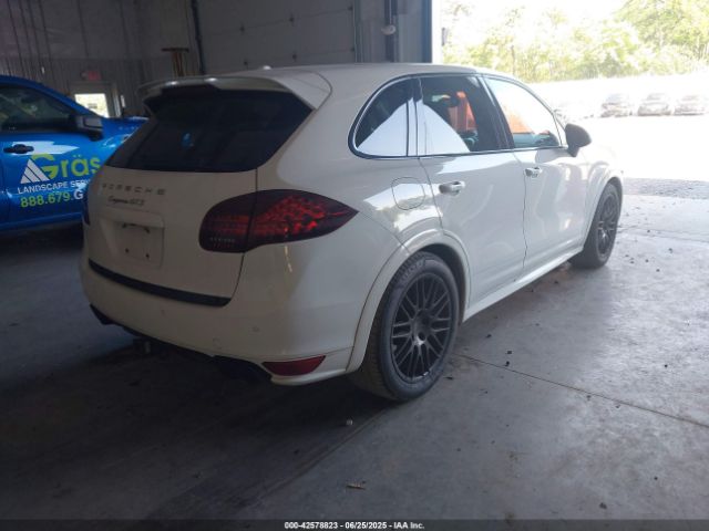 2013 PORSCHE CAYENNE WP1AD2A2XDLA71102 Photo 3