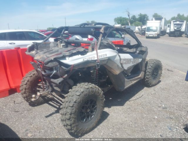 2024 CAN-AM MAVERICK X3 3JBVGAV20RE000136 Photo 3