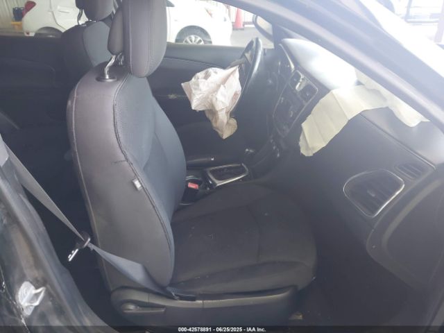 2014 CHRYSLER 200 1C3CCBBB7EN198234 Photo 4