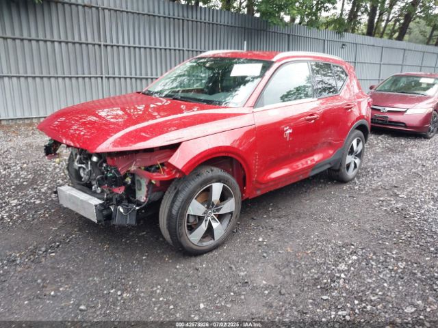 2022 VOLVO XC40 YV4162UK5N2696616 Photo 1