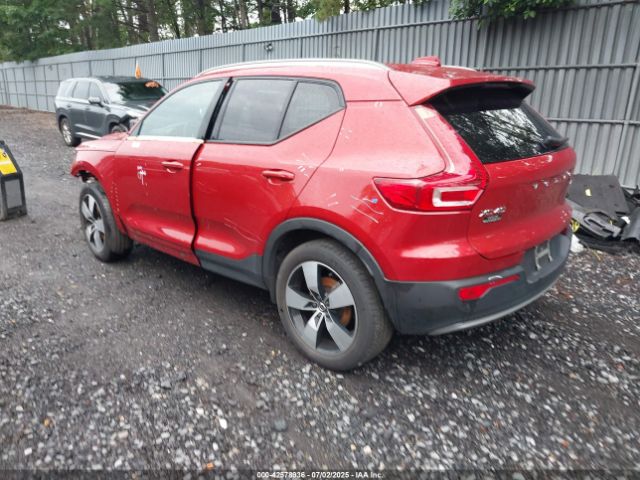 2022 VOLVO XC40 YV4162UK5N2696616 Photo 2