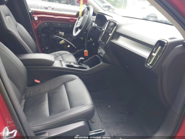 2022 VOLVO XC40 YV4162UK5N2696616 Photo 4