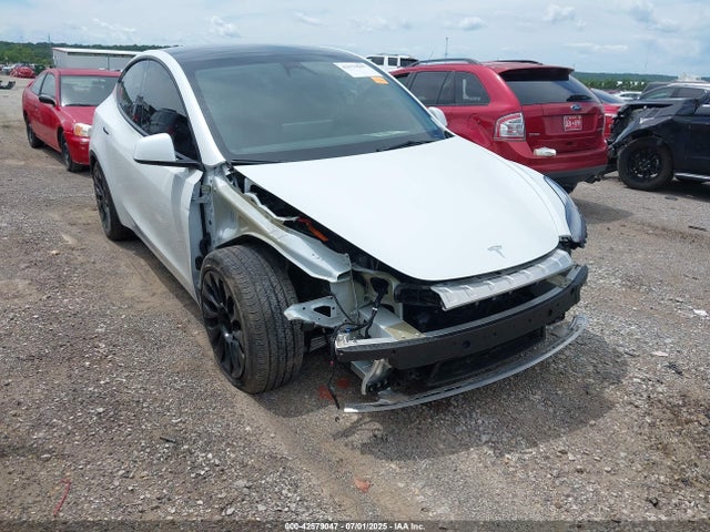 2023 TESLA MODEL Y 7SAYGDEE1PF768532 Photo 5