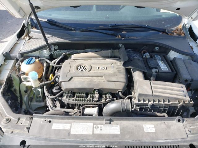1VWAS7A30EC053025 Volkswagen 2014