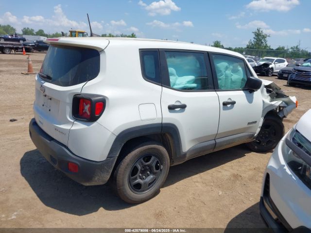 2021 JEEP RENEGADE ZACNJCAB7MPM93483 Photo 3