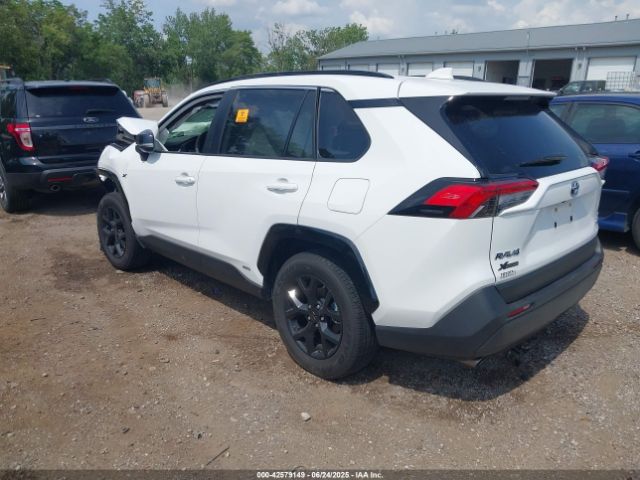 2024 TOYOTA RAV4 HYBRID JTMRWRFV7RD243677 Photo 2