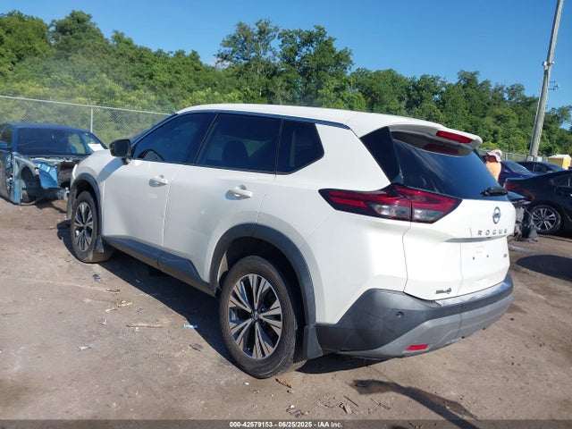 5N1AT3BA6MC745208 Nissan Rogue
