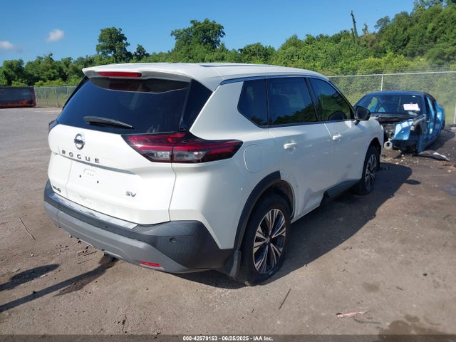 5N1AT3BA6MC745208 Nissan Rogue
