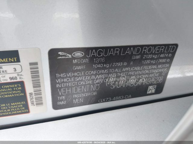 2017 JAGUAR XE SAJAR4BG4HA976298 Photo 8