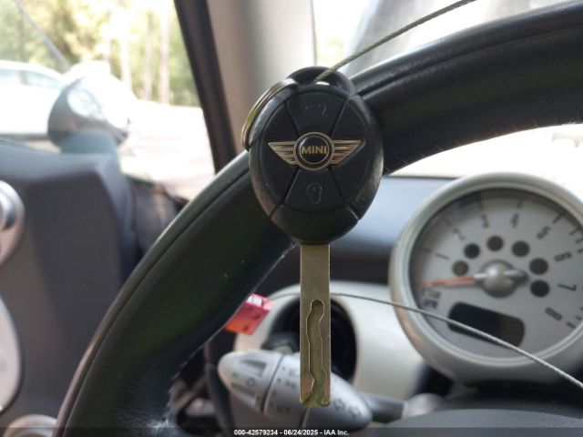 2005 MINI COOPER WMWRC33545TJ70677 Photo 10