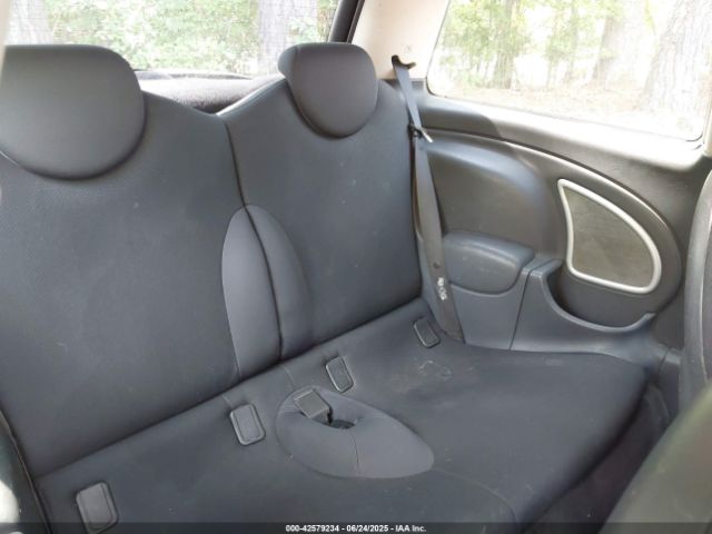 2005 MINI COOPER WMWRC33545TJ70677 Photo 7