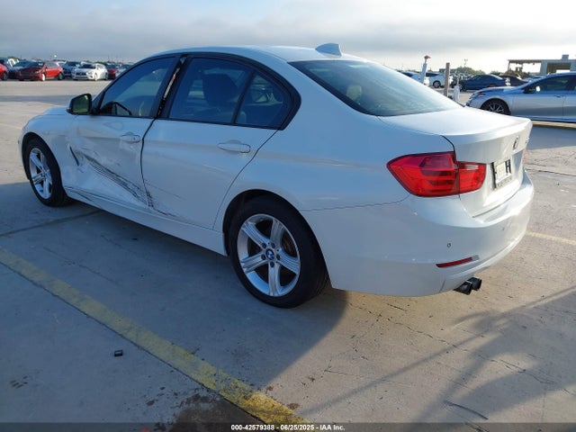 BMW 2015 2015 WBA3C1C59FK120021 Image 3