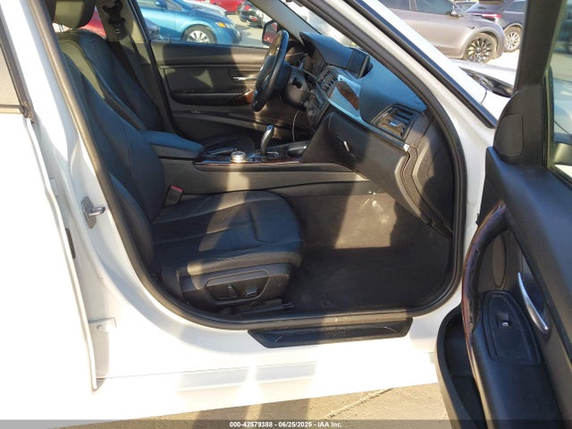 BMW 2015 2015 WBA3C1C59FK120021 Image 5