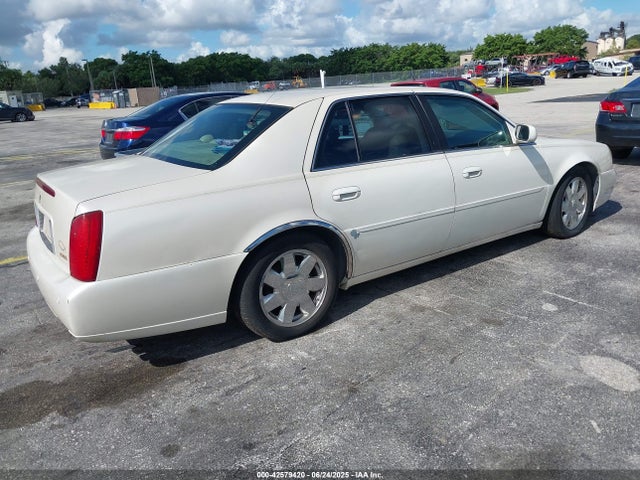 2003 CADILLAC DEVILLE 1G6KF57963U267460 Photo 3