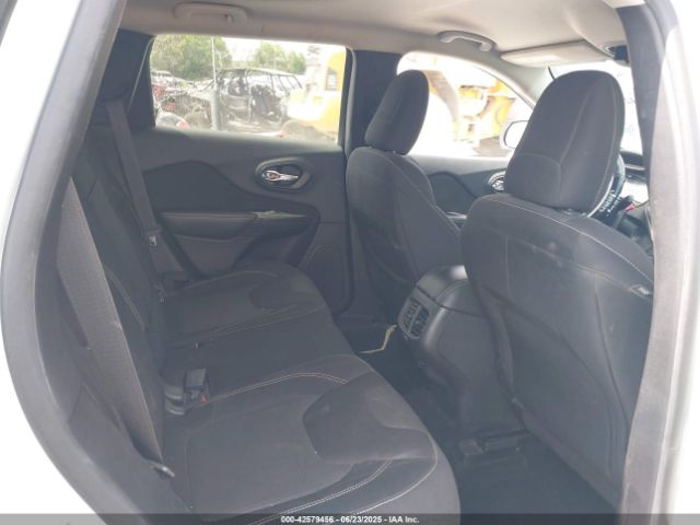 2015 JEEP CHEROKEE 1C4PJLCSXFW616529 Photo 7