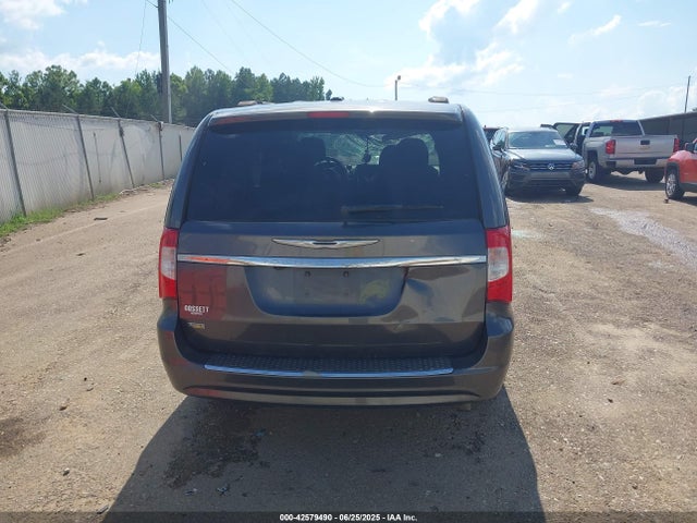 2C4RC1BG2FR636786 Chrysler Town and Country