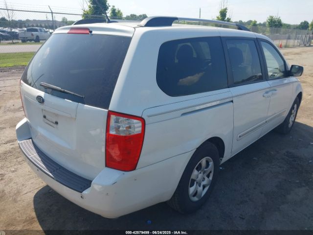 2010 KIA SEDONA KNDMG4C39A6354415 Photo 3