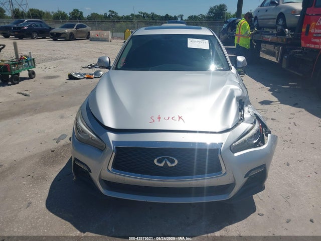 JN1EV7AP7JM358611 Infiniti Q50