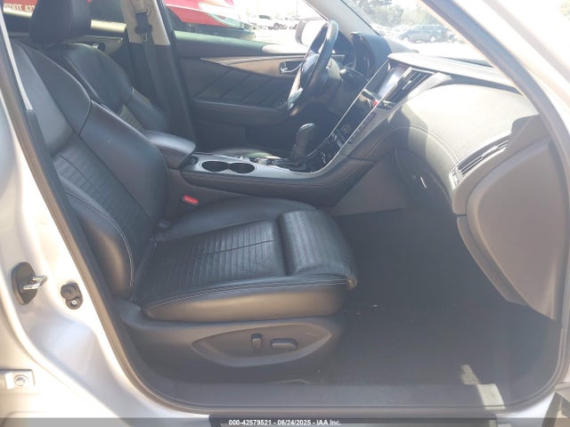 JN1EV7AP7JM358611 Infiniti Q50