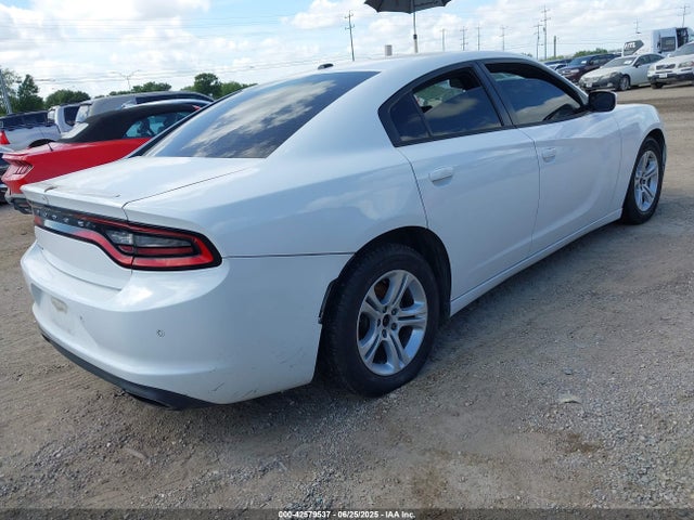 2C3CDXBGXFH835908 Dodge 2015