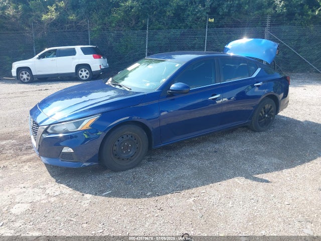 Nissan 2020 2020 1N4BL4BV7LC168825 Image 2