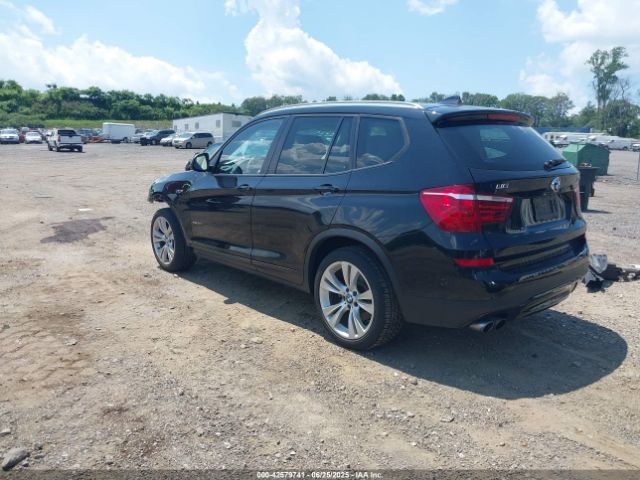 2016 BMW X3 5UXWX9C50G0D71916 Photo 2