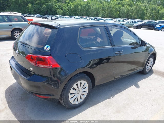 3VW817AU2FM018190 Volkswagen 2015