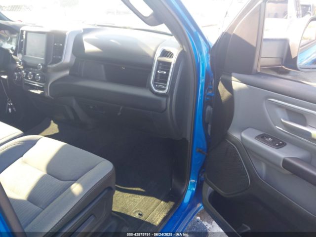 2023 RAM 1500 1C6RRFBG9PN596157 Photo 4